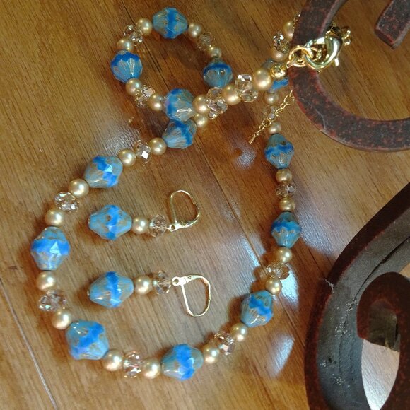 Handmade necklace/earring set with sky-blue Czech bicones and Austrian crystals - Picture 7 of 8